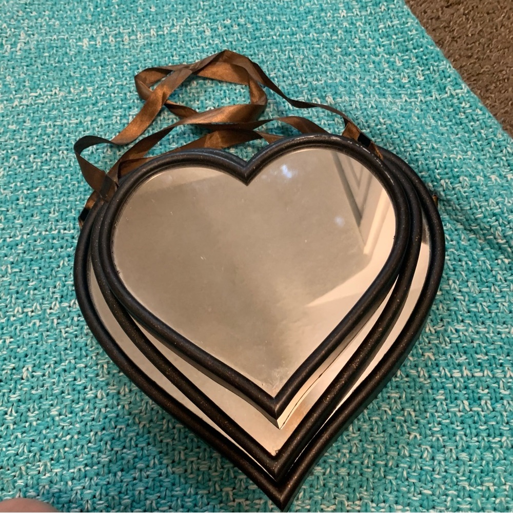 Heart-Shaped Mirror Set with Ribbon